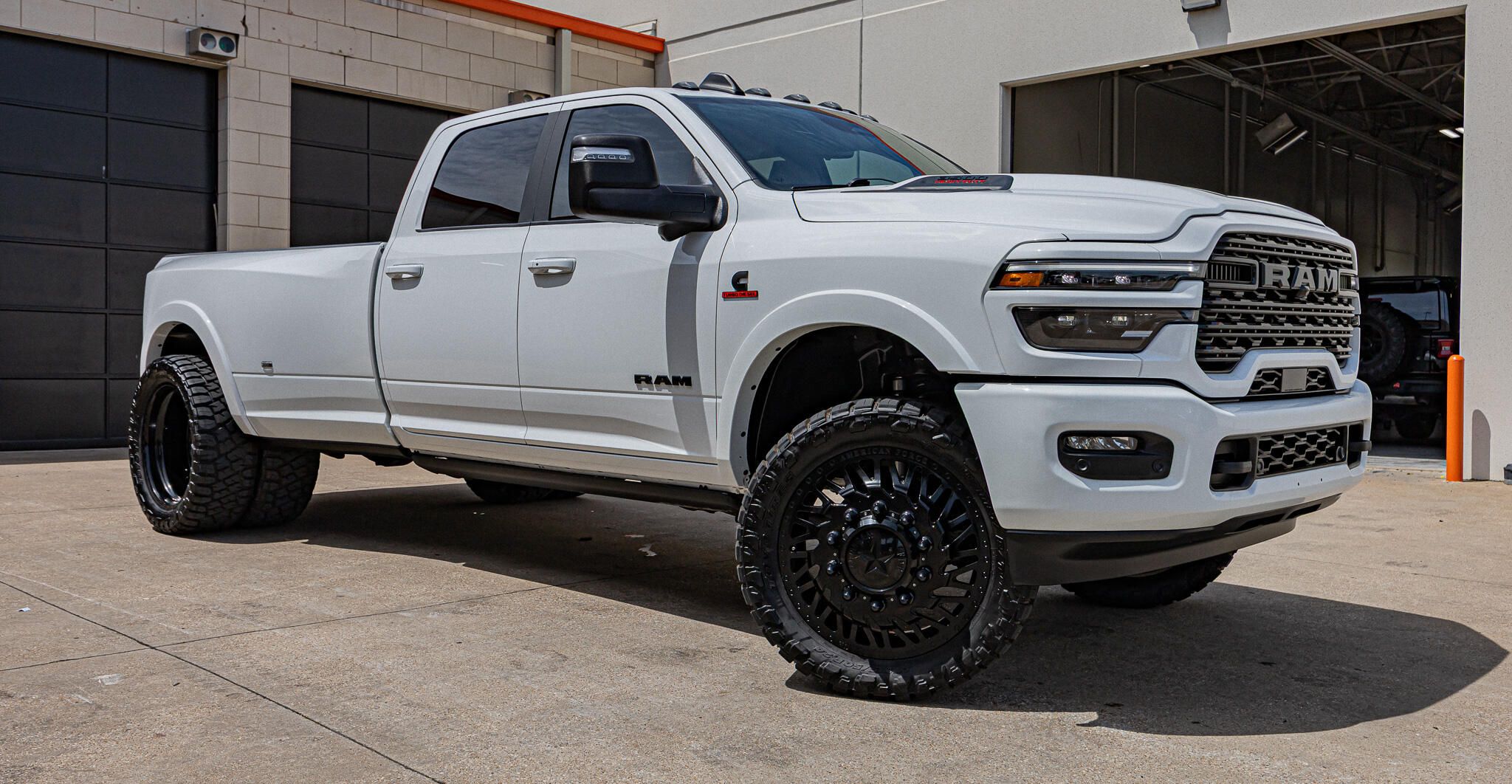 ram ram 3500 pickup 2025 3C63RRRL0SG503618 image ram ram 3500 pickup 2025 3C63RRRL0SG503618 image